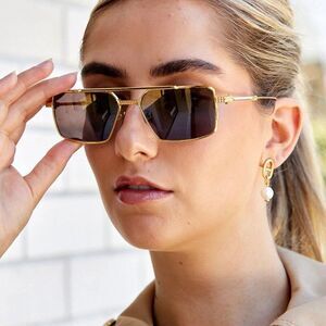 Valentino Women Sunglasses Gold Brown Gradient Mirror Pilot V-SEI VLS 111B 58